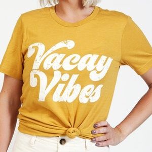 Vacay Vibes Graphic Tee